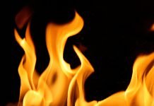 В Павлограде горела покинутая постройка (ВИДЕО)