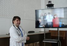 Нам до них років 100