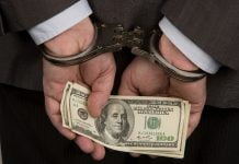 Проти працівників фіскальної служби розпочато 5 кримінальних справ