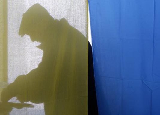 Кем работают кандидаты в депутаты Павлоградского городского совета?