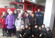 Павлоградські школярі сіли за кермо пожежних автомобілів