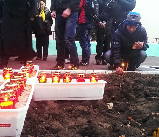У Павлограді запалили свічку пам’яті