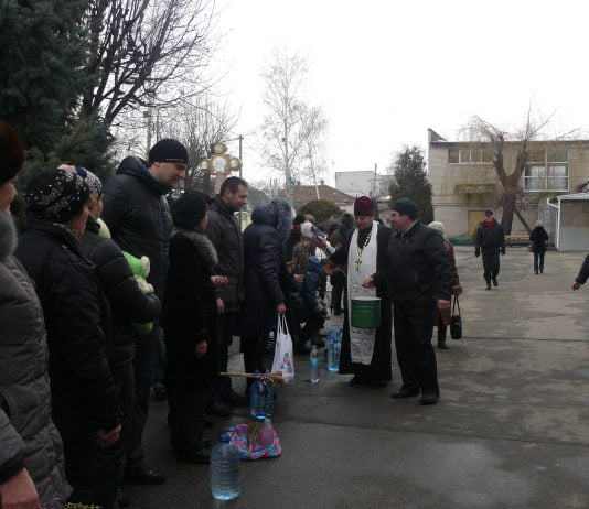 В Павлограді розпочали святкувати Водохрещення (ФОТО)