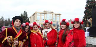 Павлоградці колядували у Луцьку