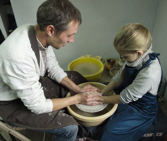 Антон Лисенко: Я пристосував японське гончарне коло до українських реалій