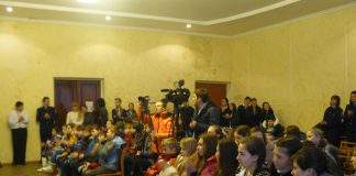 В Павлограді побували діти-переселенці з Дебальцево