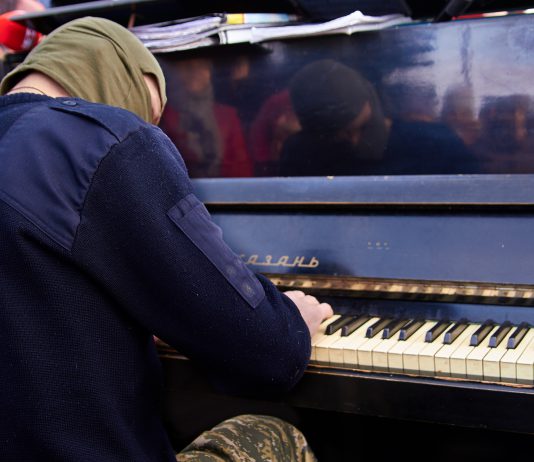 Піаніст Екстреміст Богдан: «Все буде — Україна!»