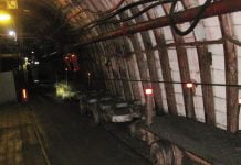 На шахте им. Сташкова травмировано два человека