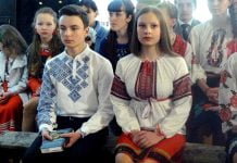 У Павлограді пройшов оригінальний конкурс читців Шевченка (ФОТО)