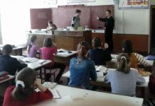 Павлоградcькі рятувальники навчали дітей, як поводитись у небезпеці