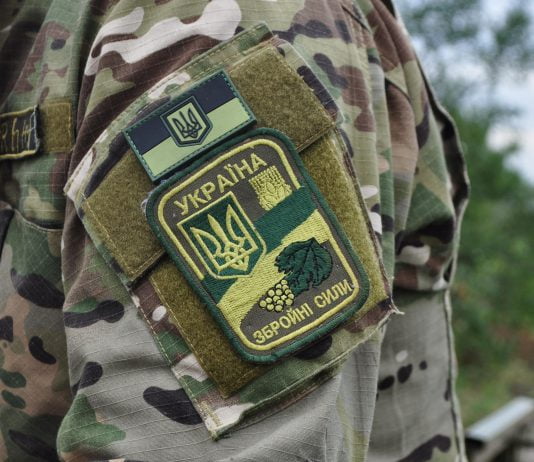 Вчора з Павлограда виїхало 65 солдат-строковиків
