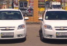 У Павлограді їздять авто-«двійники»