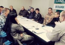 Запити Громадської комісії ігнорують