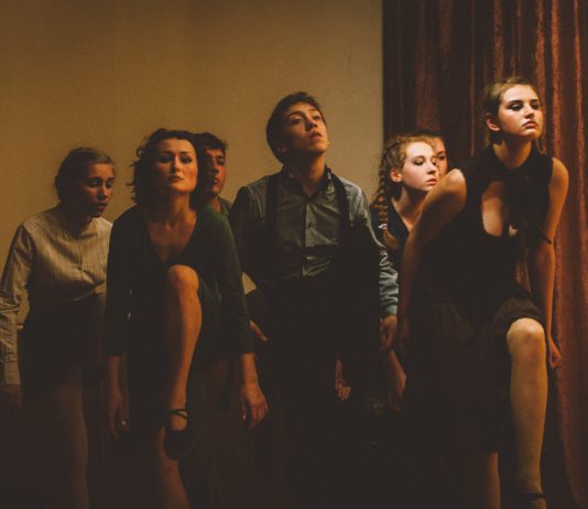 Павлоградський театр «Форточка» зібрав повний зал (ФОТОРЕПОРТАЖ)