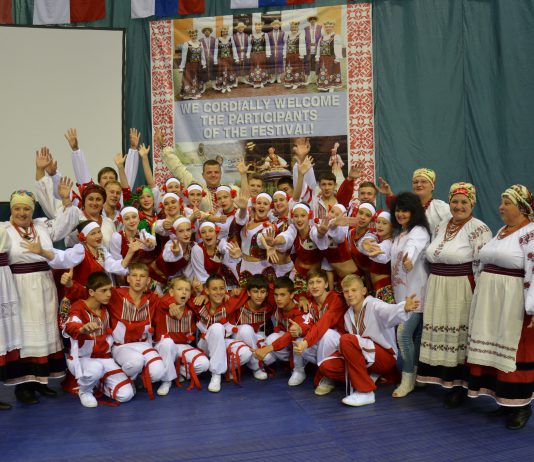 Павлоградська «Юність» представила Україну на міжнародному фестивалі у Білорусі (ФОТО і ВІДЕО)