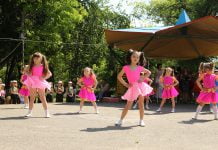 Щовихідних маленьких павлоградців запрошують на розважальні програми