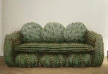 Рятувальникам довелося визволяти жінку із полону… дивану