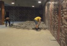 У молодіжному центрі Павлограда розпочався ремонт