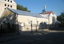 У Павлограді храм закидали «коктейлями Молотова»