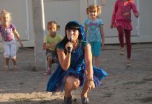 У модульному містечку Павлограда влаштували свято для дітей-переселенців