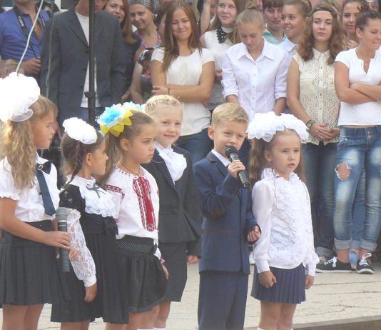«Бебі-бум»: у школи Павлограда пішло на 400 першокласників більше