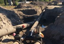 У Павлограді тривають роботи по заміні ділянки водоводу