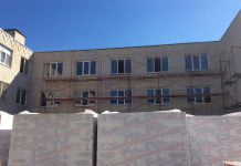 В павлоградской школе заменят 340 окон (ФОТО)