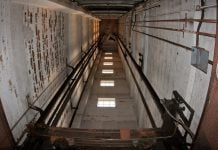 В павлоградских многоэтажках загорелся лифт и электрический щиток