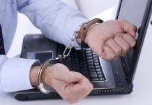 В Павлограде преступник вынес из квартиры 4 ноутбука