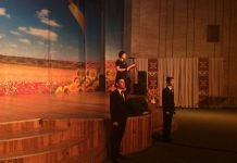 В Павлограде наградили учителей