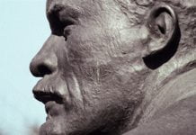 В Павлограде «ушел» очередной памятник Ильичу