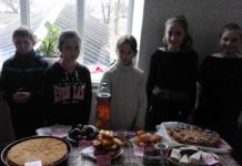 Деньги, заработанные на ярмарке, дети передадут раненым бойцам