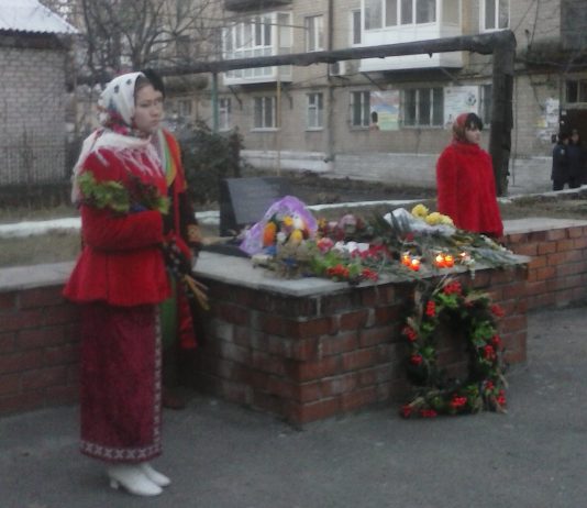 Павлоградцы почтили память жертв Голодомора
