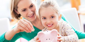 Матерям-одиночкам изменили условия начисления пособий