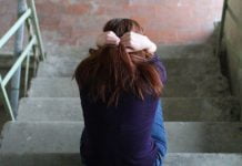 Женщина втянула несовершеннолетнюю в занятие проституцией