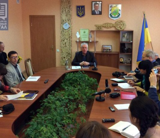 Анатолий Вершина встретился с журналистами за круглым столом (ВИДЕО)