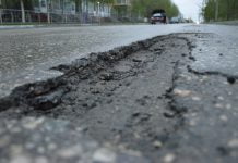 В Терновке на ремонте дорог «пропали» миллионы бюджетных денег