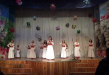 В Павлограде наградили работников сферы услуг и ЖКХ