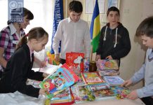 Школьники Павлоградского района отказались от подарков, чтобы порадовать детей из зоны АТО