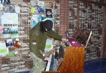 В Павлограде выступил Пианист-Экстремист Богдан