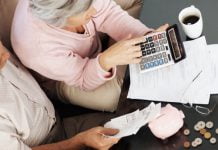 Украинцев, получающих субсидии, обяжут оплачивать 15% стоимости услуг