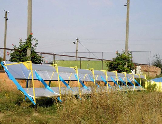 Украинский изобретатель создал дешевую солнечную станцию и предлагает использовать ее в каждом доме (ЧЕРТЕЖИ)