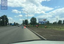 На ул. Днепровской благоустраивают обочины