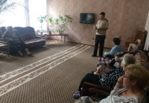 Пожилым жителям Павлоградского терцентра напомнили о правилах безопасности