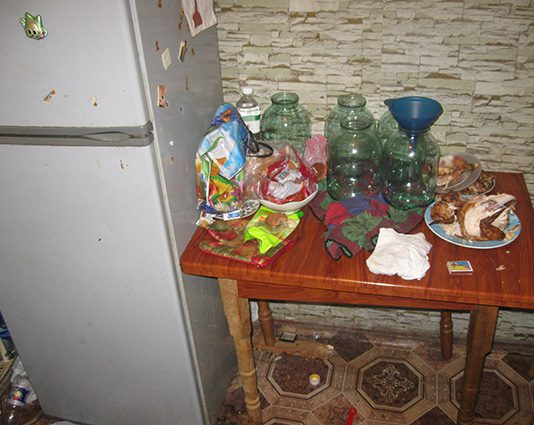 Женщина ударила обидчика ножом в живот