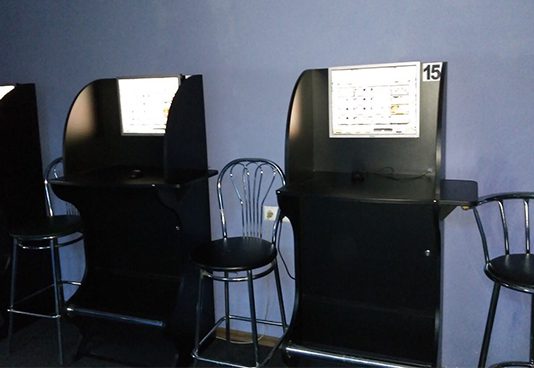 Трех людей судят за занятие игорным бизнесом — Павлоградская прокуратура