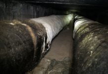 На теплотрассе в Павлограде 2 года пролежал труп (Осторожно, фото!)