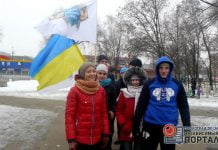 Павлоградские спортсмены начали Новый год с пробежки (ФОТО)