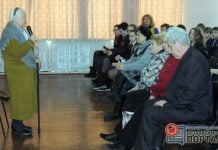 Школьники встретились с автором книги о Павлоградском восстании