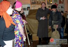 Ученикам и студентам Павлограда показали историю города «в ролях» (ФОТО)